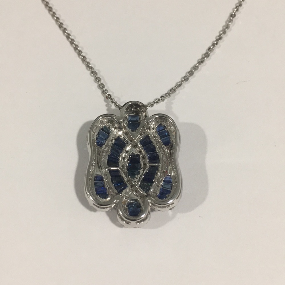 14k White Gold Diamond ๐ & Sapphire Pendant - Picture 5 of 6